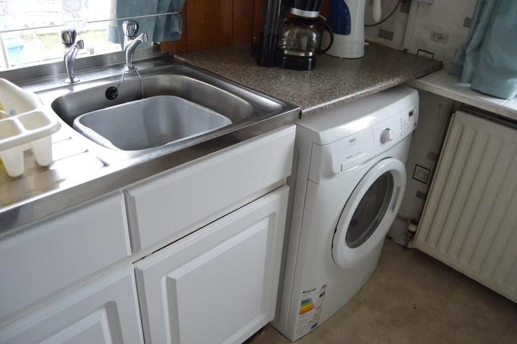 דנפרמליין Carnegie Holiday Cottage חדר תמונה